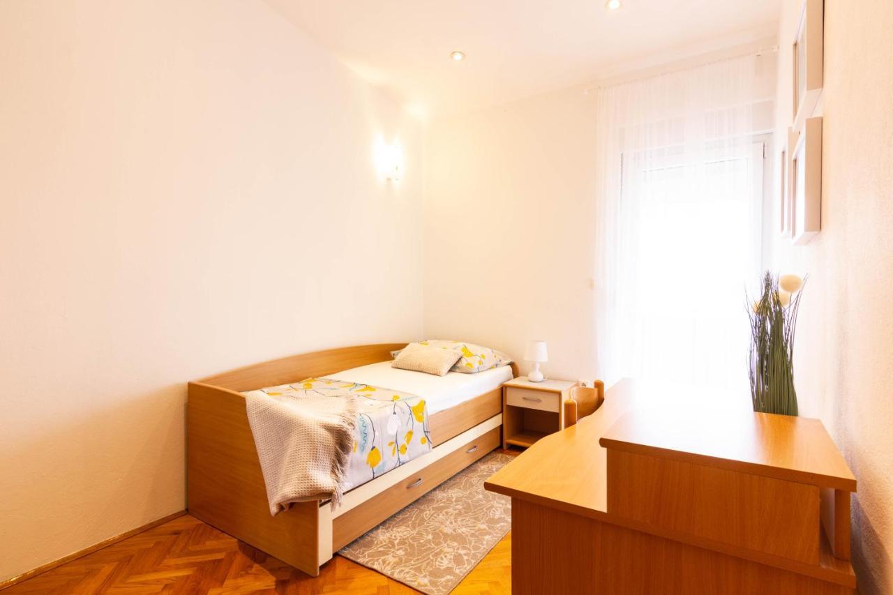 Apartman Marta Zara Esterno foto