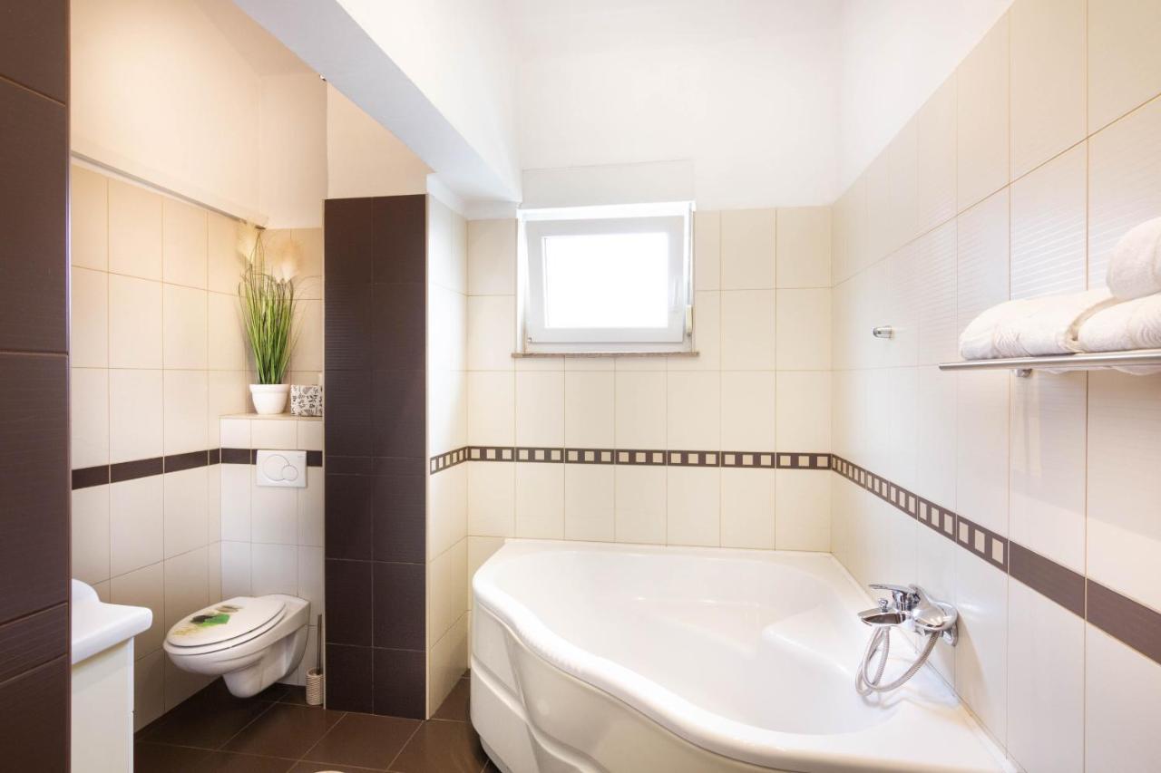 Apartman Marta Zara Esterno foto