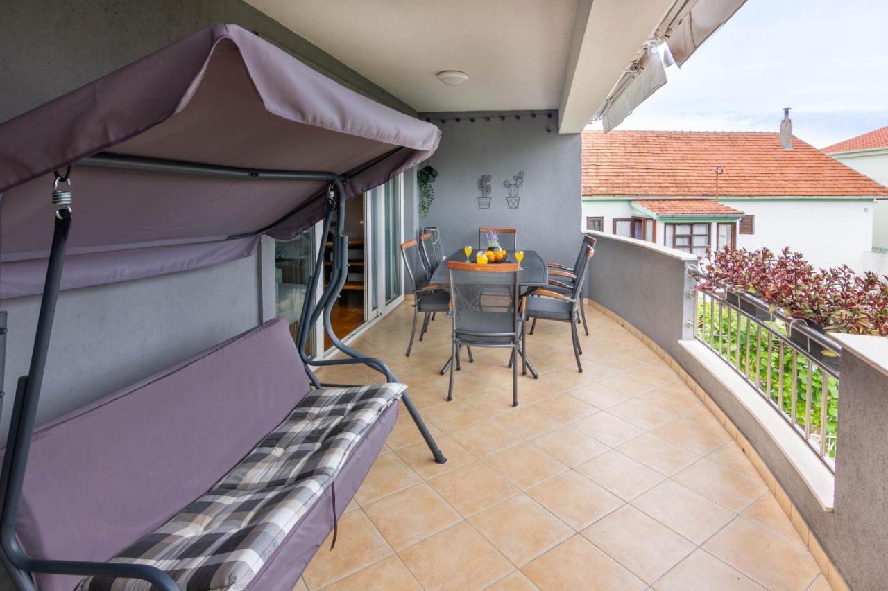 Apartman Marta Zara Esterno foto